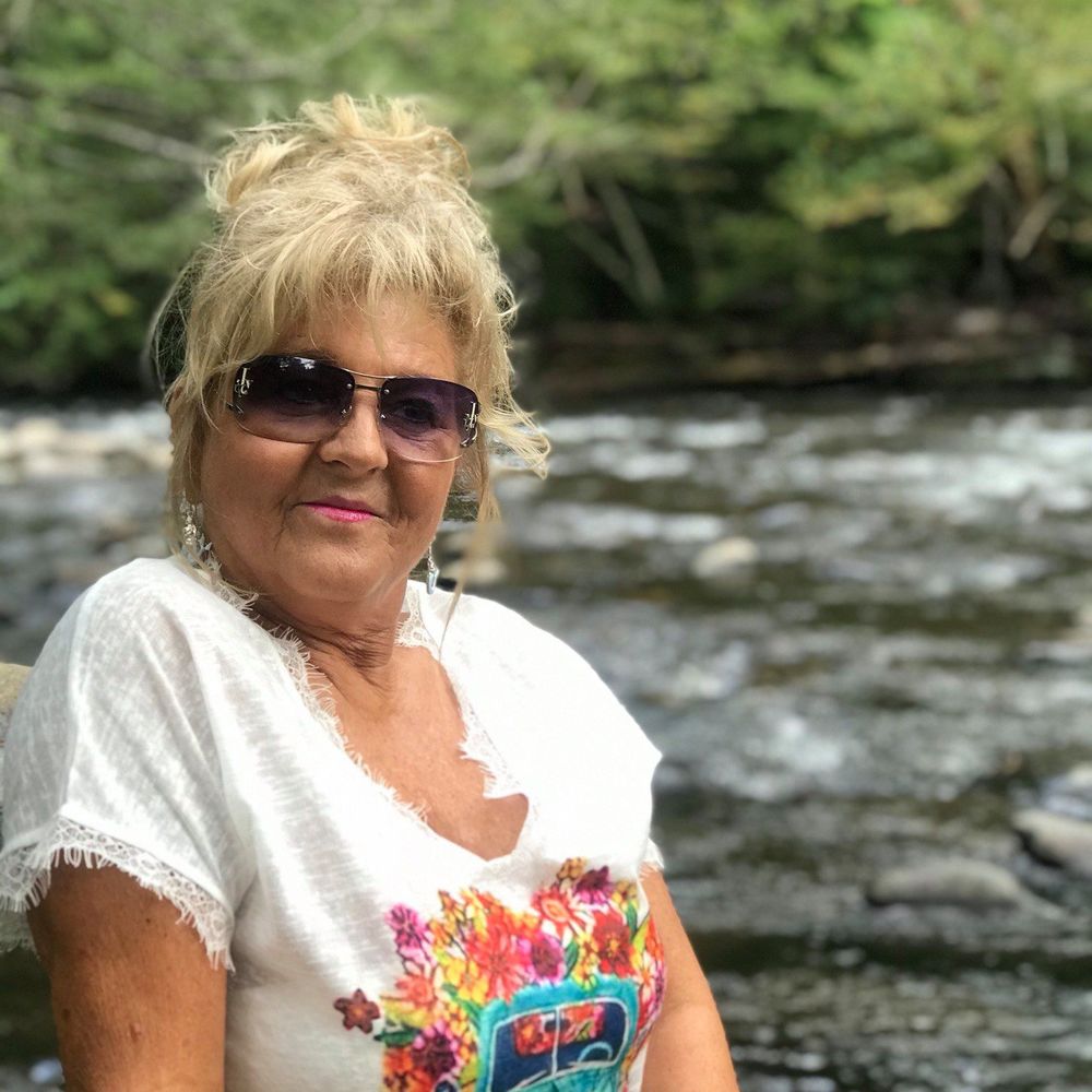 Meet your Posher, Sonya